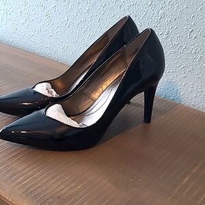 Bandolino Patent Leather heels